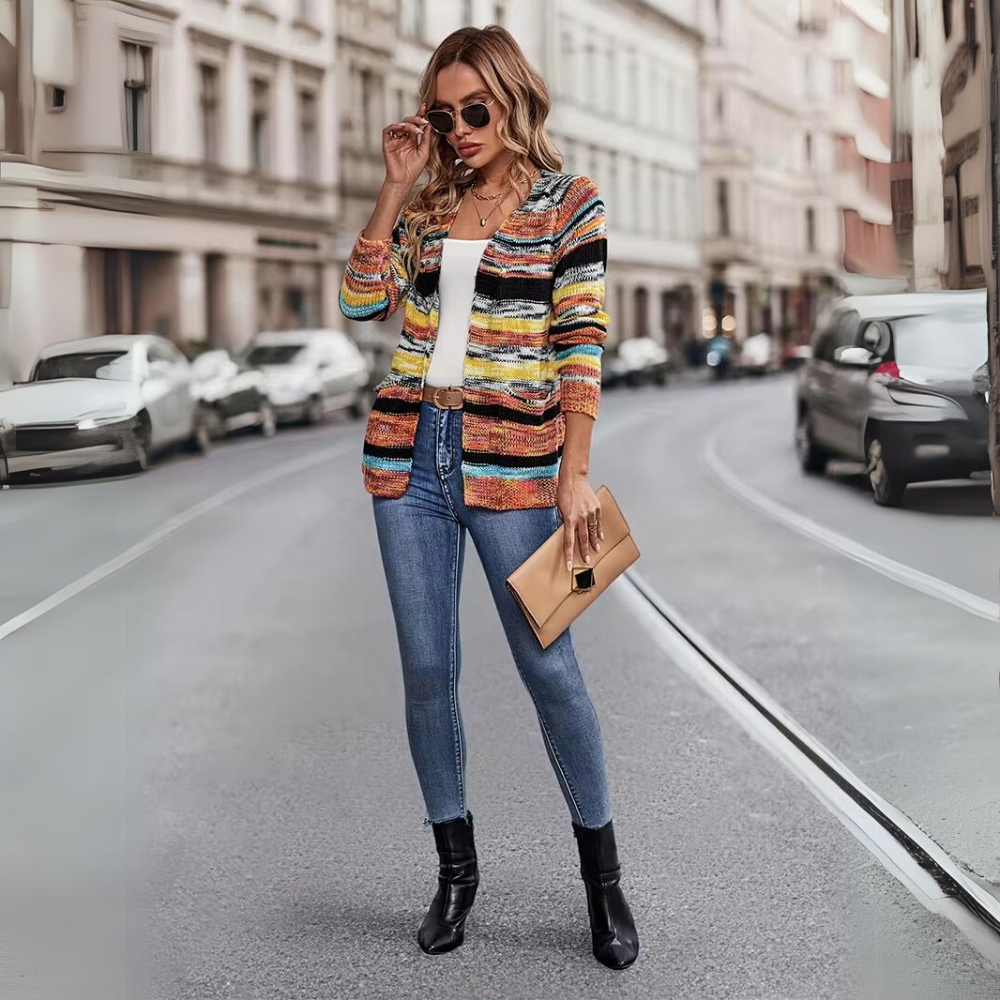 EB | Cardigan Chic In Regenbogenstreifen