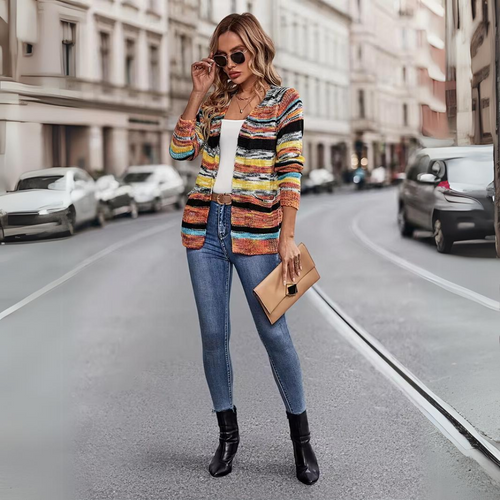 EB | Cardigan Chic In Regenbogenstreifen