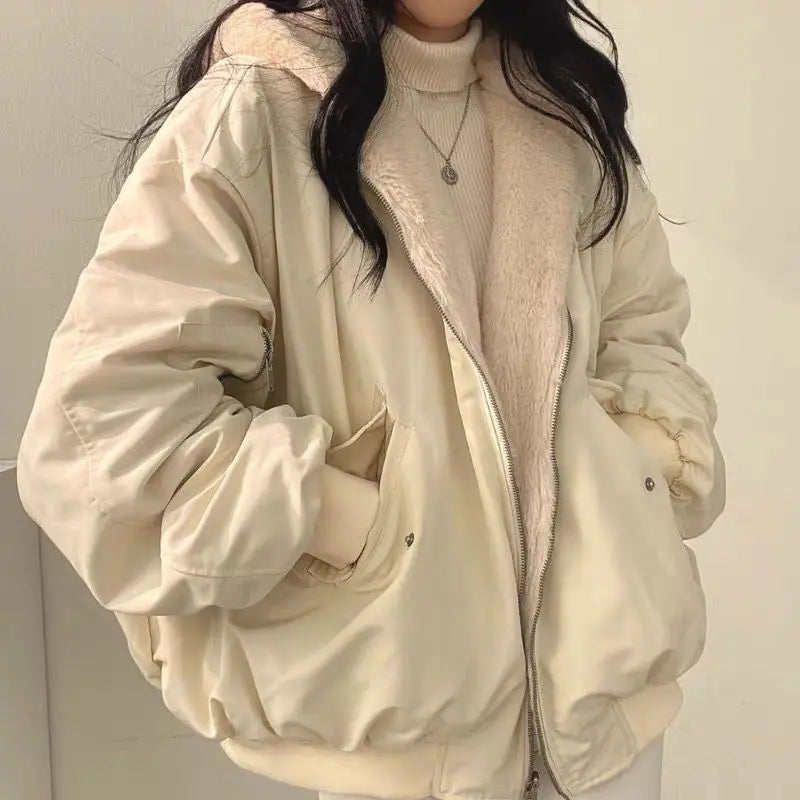 EB | Übergroße Jacke mit Plüschfutter und Kapuze