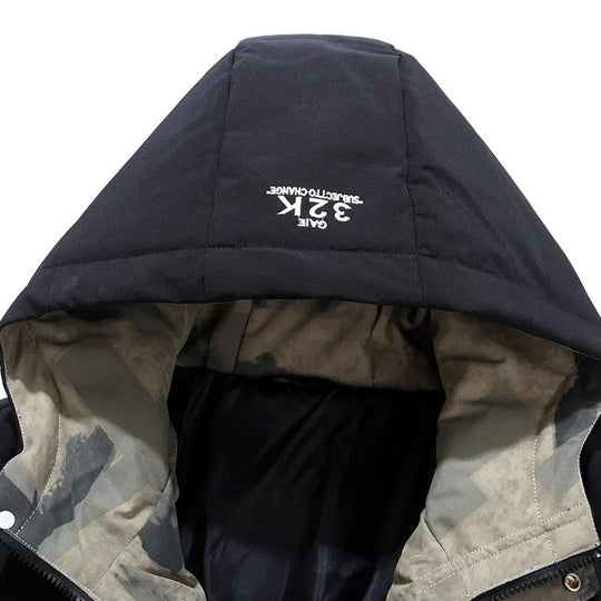 EB | Wattierte Jacke mit Kapuze