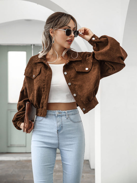 EB | Kurze Corduroy Jacke Baumwollmischung Trendy und Lässig