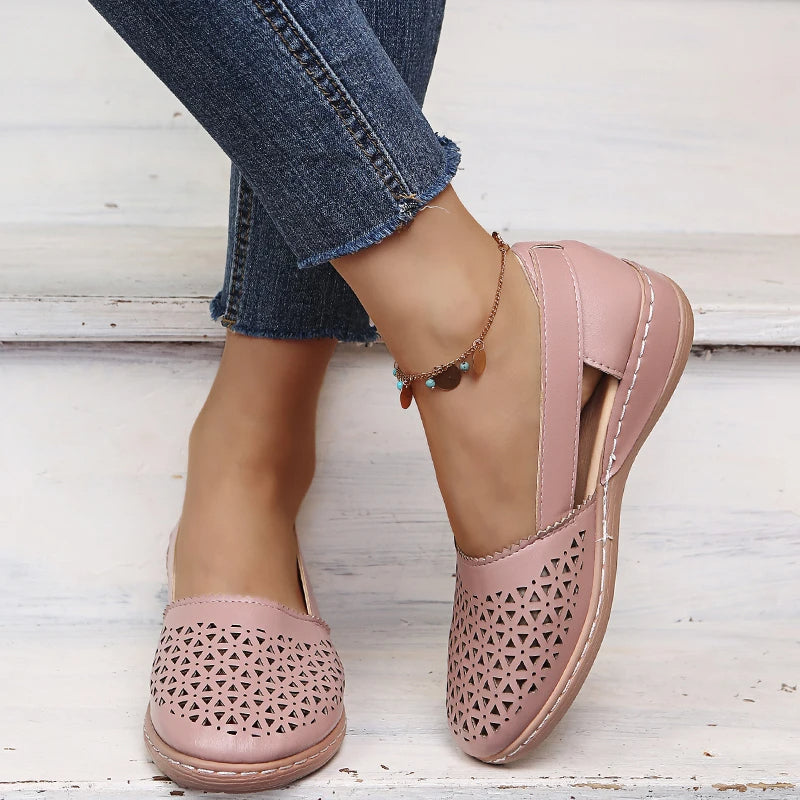EB | Perforierte Slip-On Ballerinas