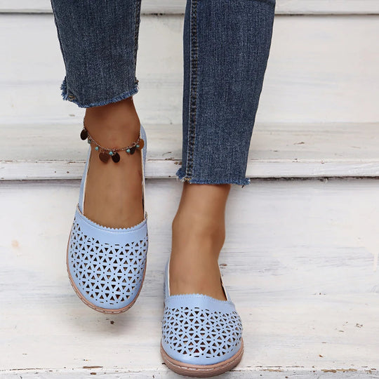 EB | Perforierte Slip-On Ballerinas