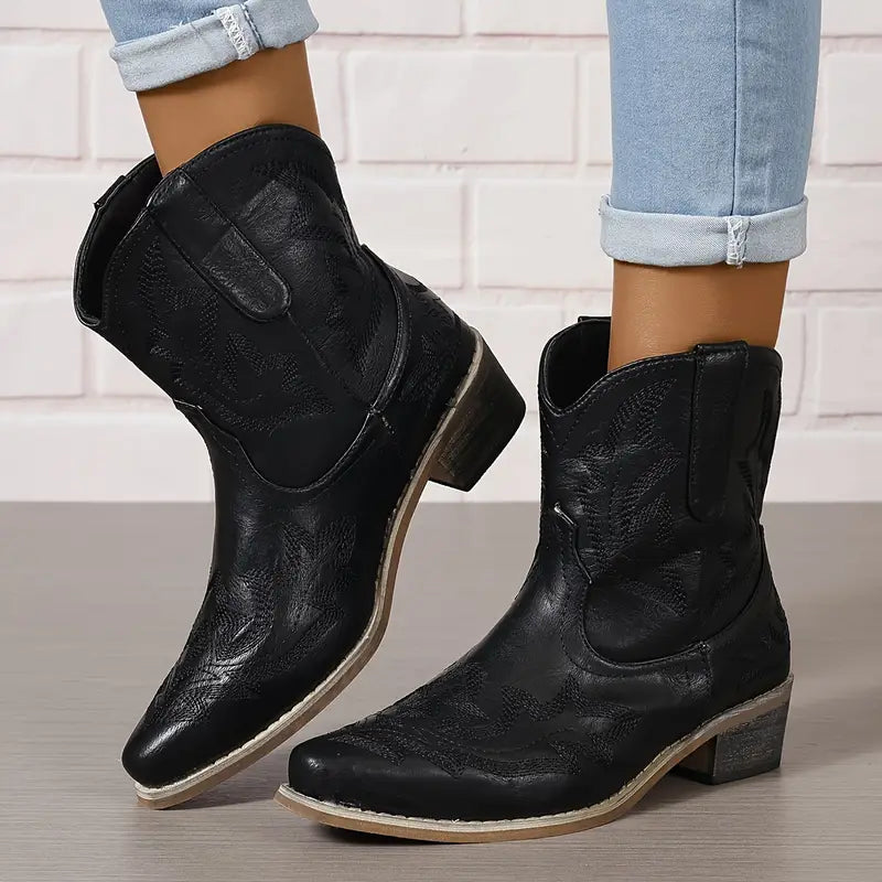 EB | Elegant Gestickte Western Stiefeletten