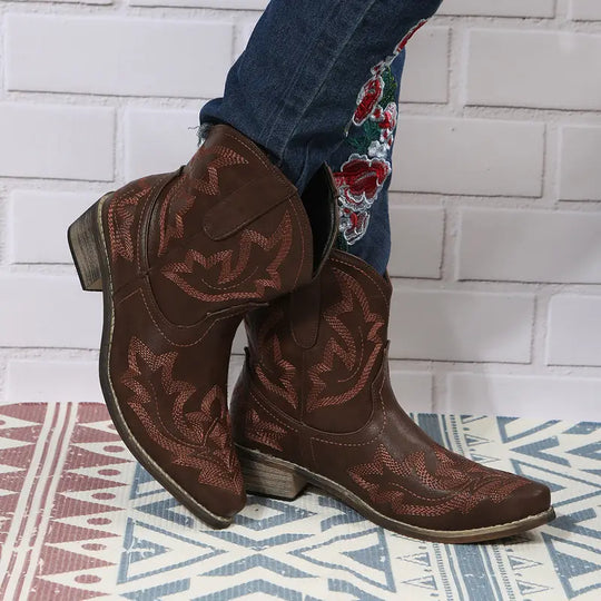 EB | Elegant Gestickte Western Stiefeletten