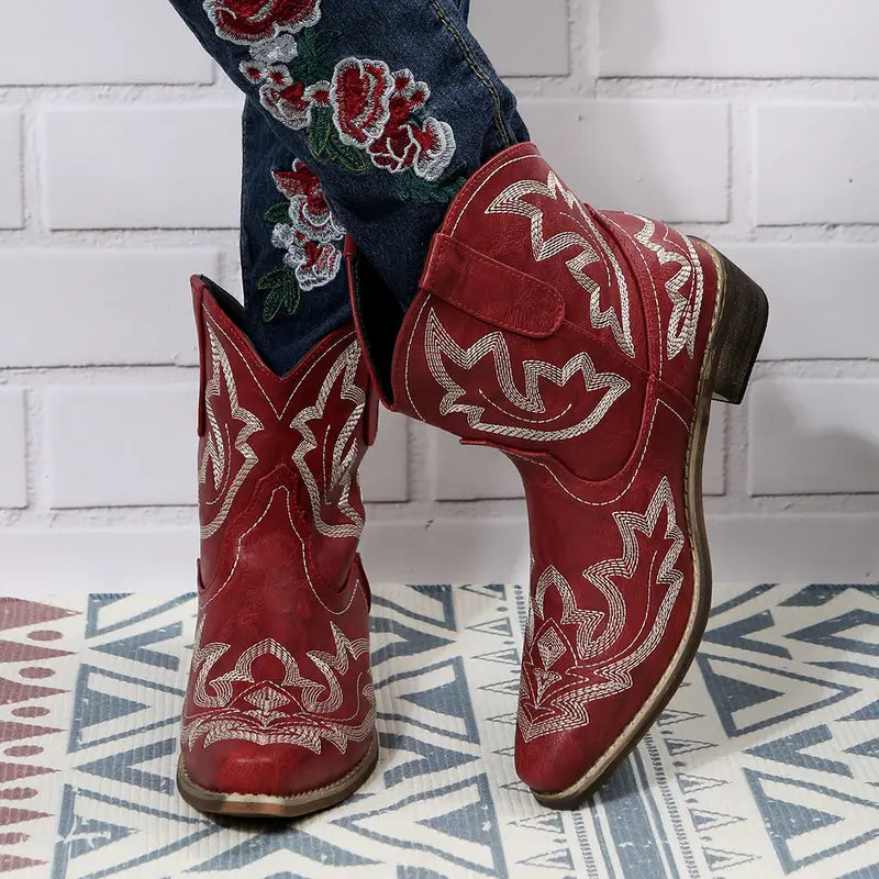 EB | Elegant Gestickte Western Stiefeletten