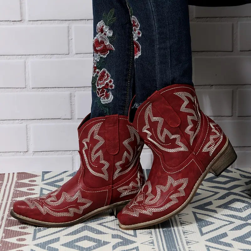 EB | Elegant Gestickte Western Stiefeletten