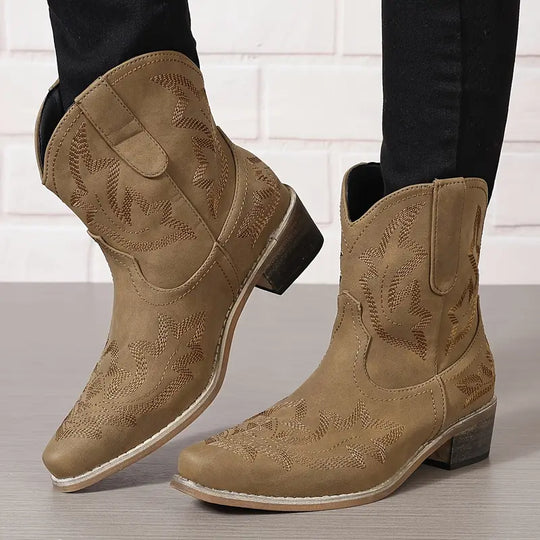 EB | Elegant Gestickte Western Stiefeletten