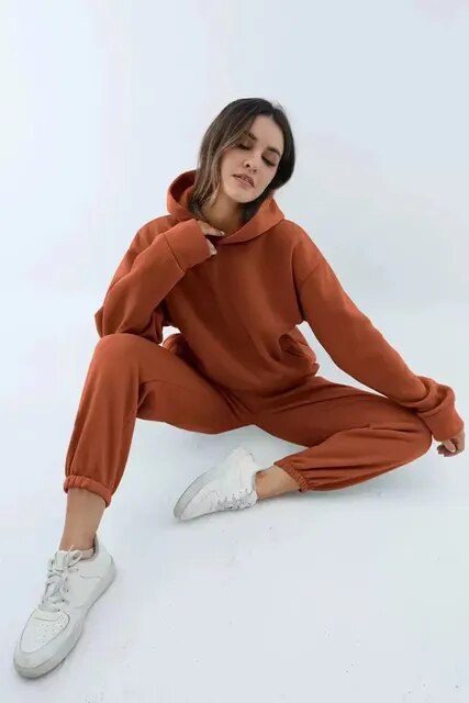 EB | Bequemer Hoodie & Jogginghose