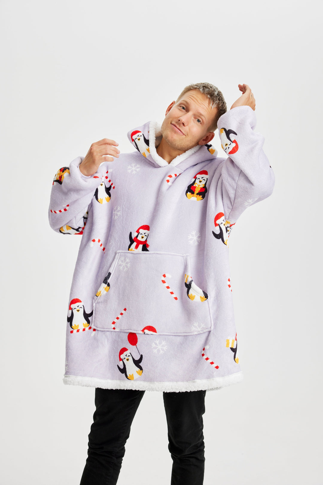 EB | Penguin Traumhoodie