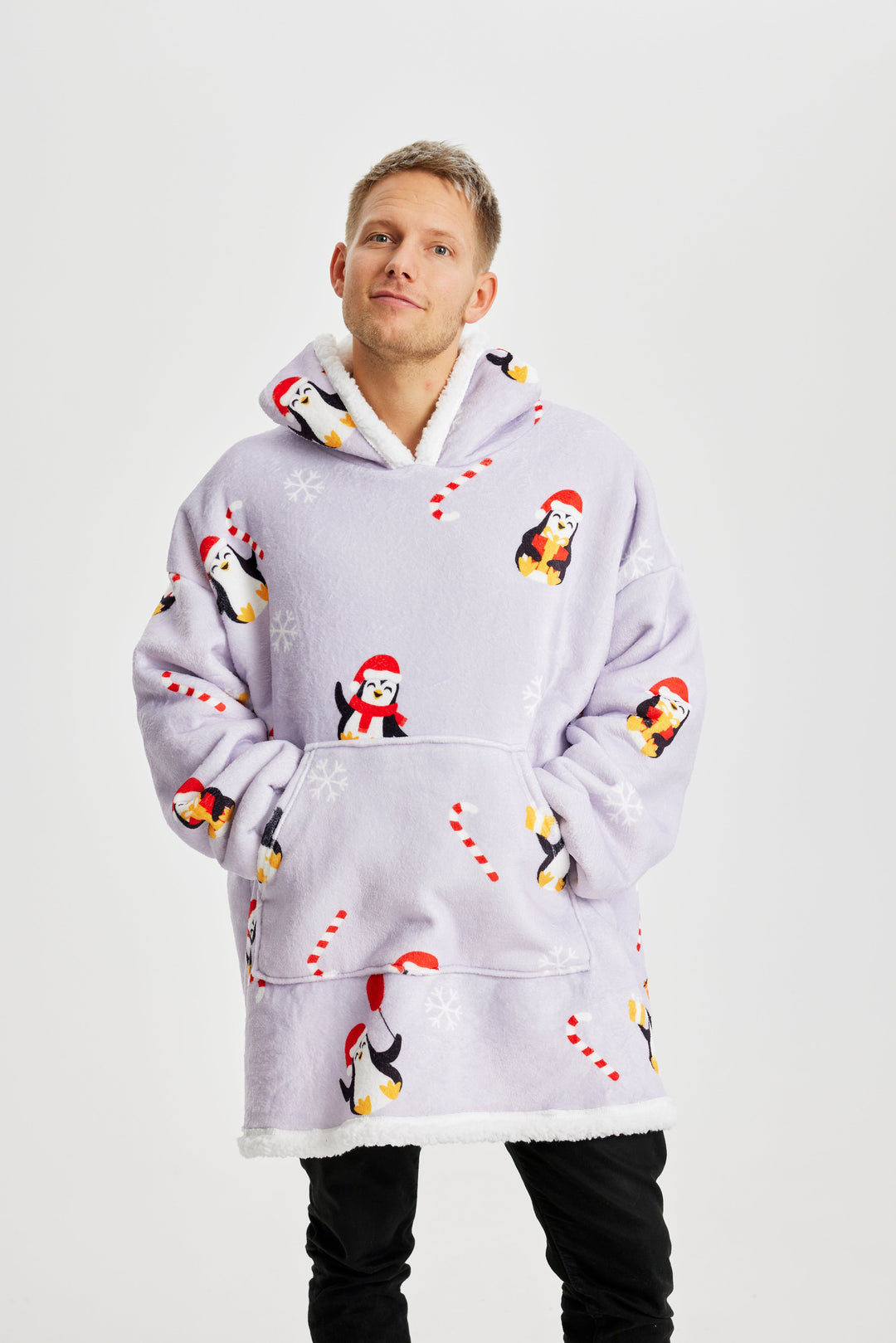 EB | Penguin Traumhoodie