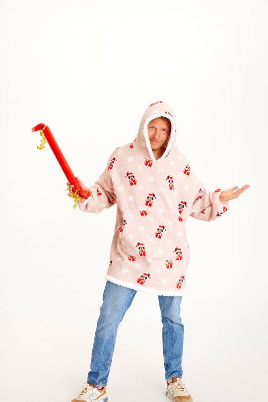 EB | Doggo Weihnachts Traum Hoodie