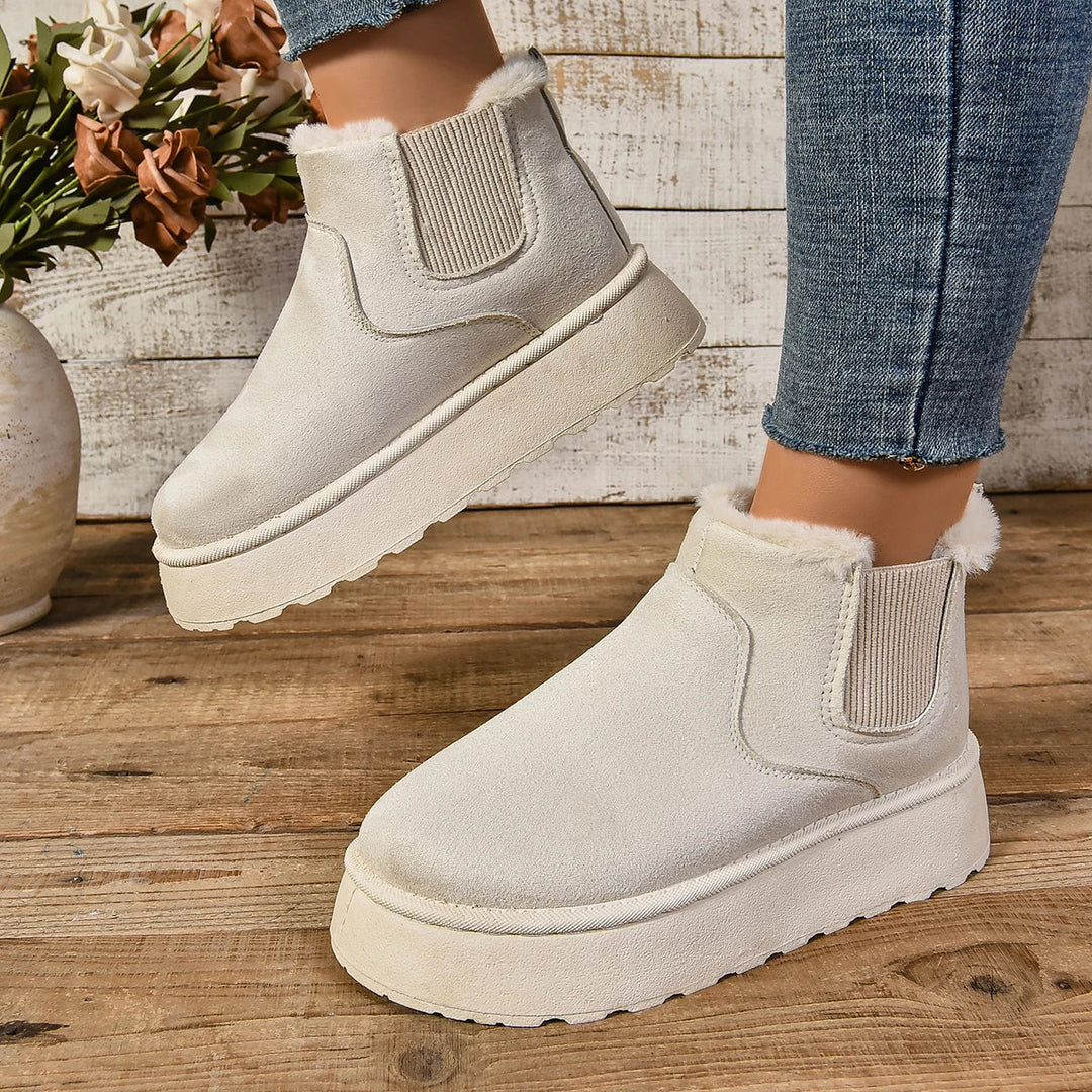 Trendige Stiefel mit ultraweichem Innenfutter EB