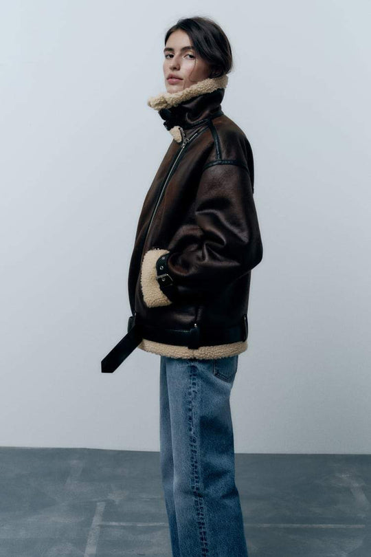 EB | Jacke mit Revers aus synthetischem Material