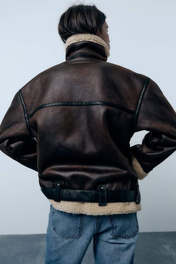 EB | Jacke mit Revers aus synthetischem Material