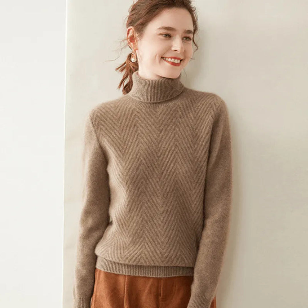 EB | mit Chevron-Muster und Mock Neck