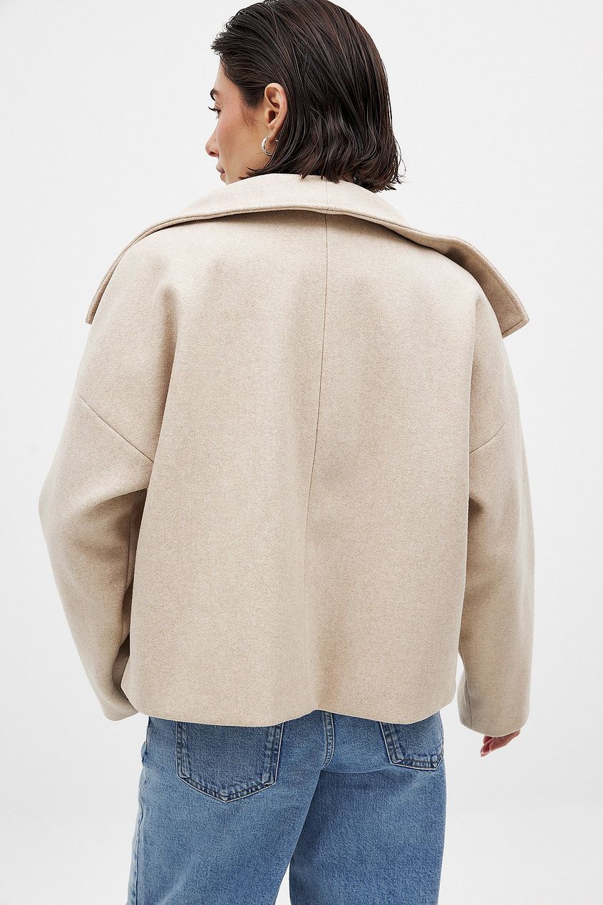 EB | Damen Kurze Oversized Winterjacke mit Reverskragen und Doppelt Knopfrei