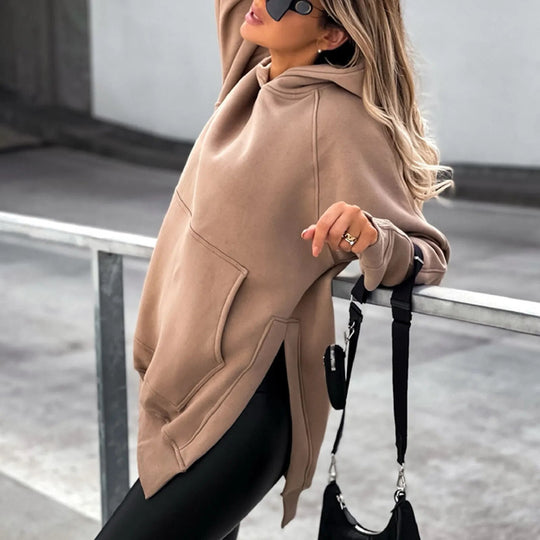 EB | Stilvolle Jacke mit Kapuze und Schlitz