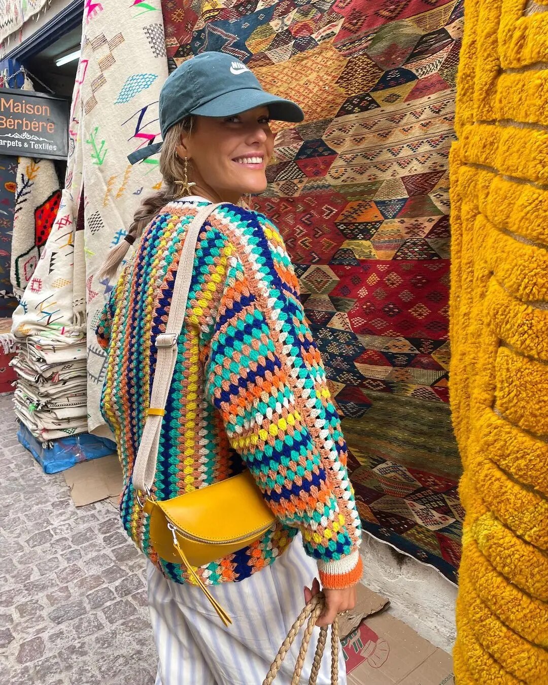 EB | Stilvolle Bunte Strickjacke