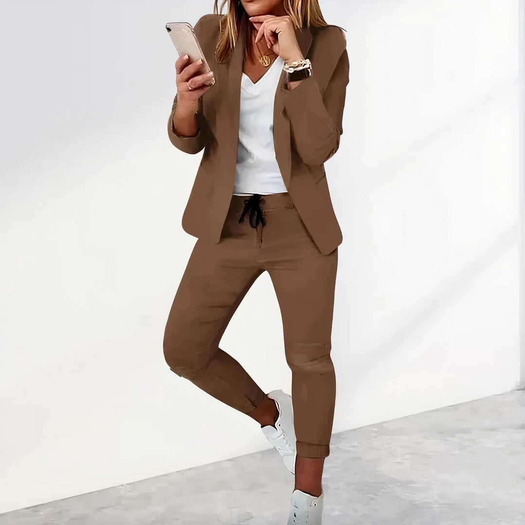 EB | Lässiges Blazer und Jogginghosen-Set