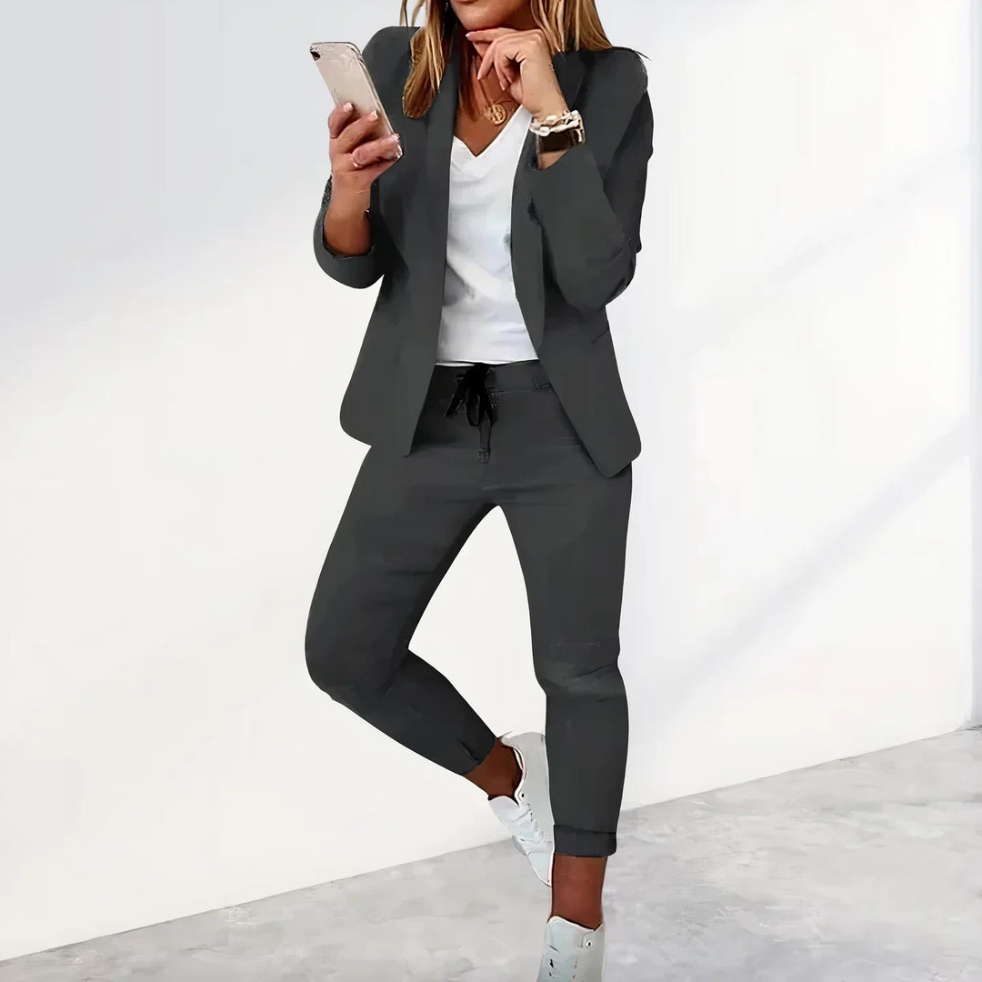 EB | Lässiges Blazer und Jogginghosen-Set