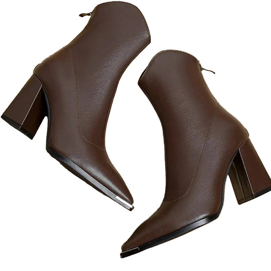Stiefel mit Absatz - Blockabsatz - Spitz zulaufend - Stiefeletten - Damenstiefel EB