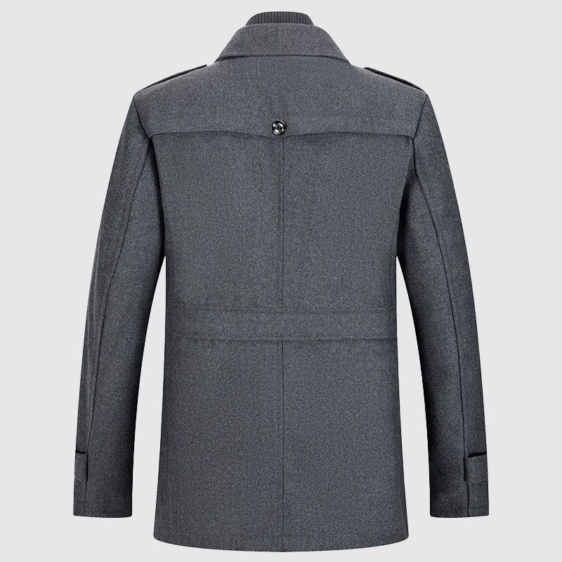 EB | Martin Urban Gentleman Mantel