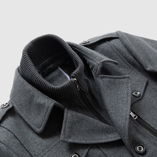 EB | Martin Urban Gentleman Mantel