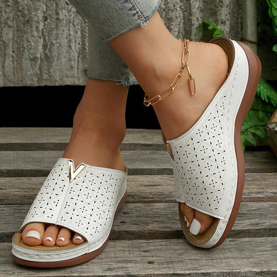 EB - Orthopädische flache Riemchensandalen