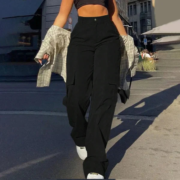 EB | High Waist Cargo Hose mit Seitlichem Ladevorgang Streetstyle