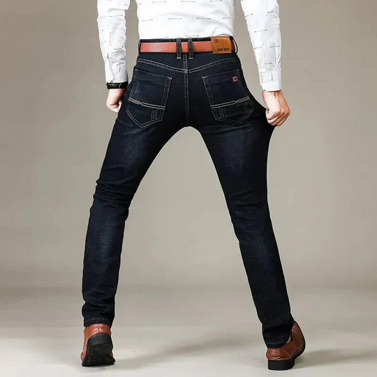 EB - Gerade geschnittene Stretchjeans für Herren