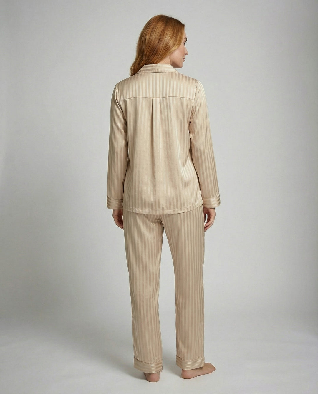 Stilvoller Seidenpyjama Damen | EB