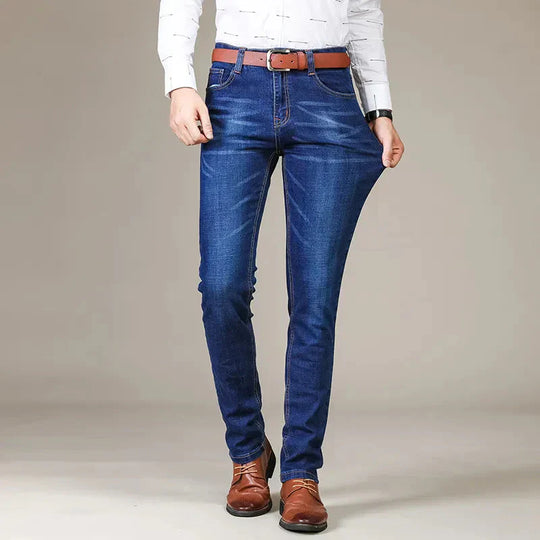 EB - Gerade geschnittene Stretchjeans für Herren