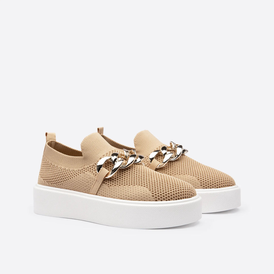 Schuhe aus Metallkette EB