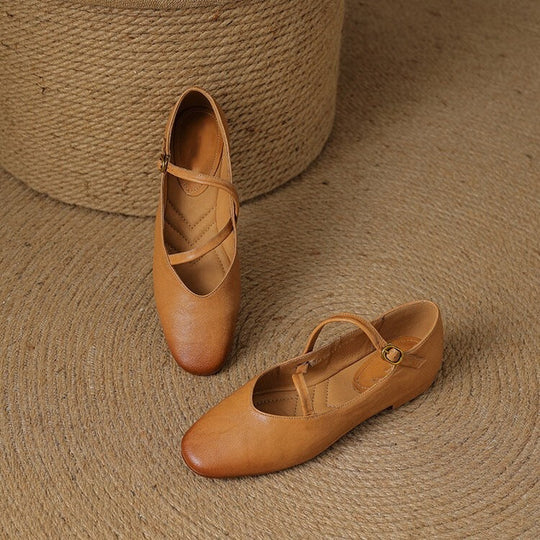 Klassische Damenschuhe aus Leder EB EB