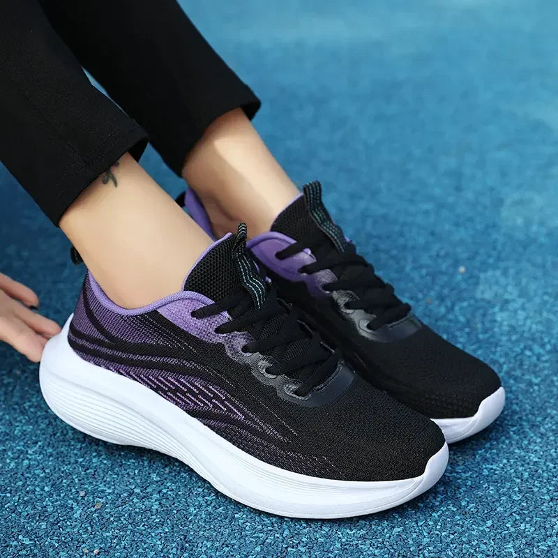 Sportliche DamenSneakers In Schwarz EB
