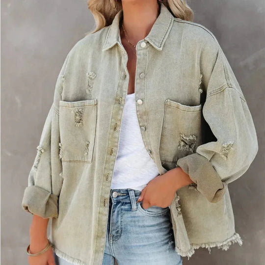 EB | Zerrissene Jeansjacke