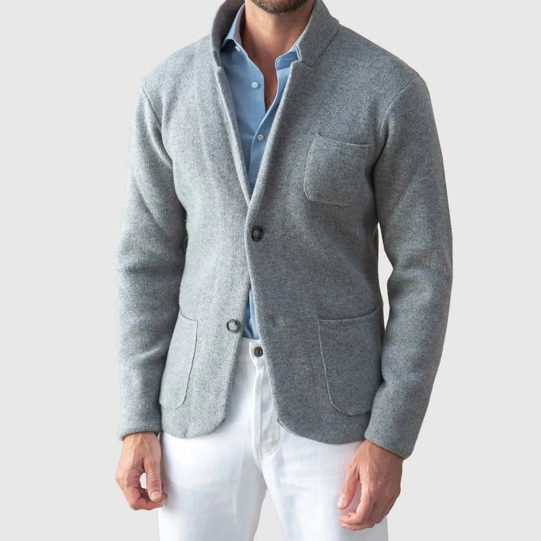 EB | Lässiger Knopfstrickblazer