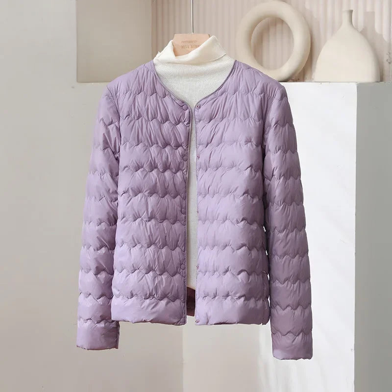 EB | Gepolsterte Regular Fit Daunenjacke Kragenlose Knopfleiste Jacke