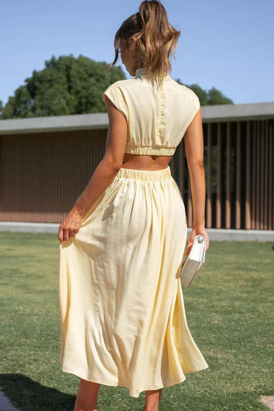 EB | Mock Neck Cutout Midi Kleid