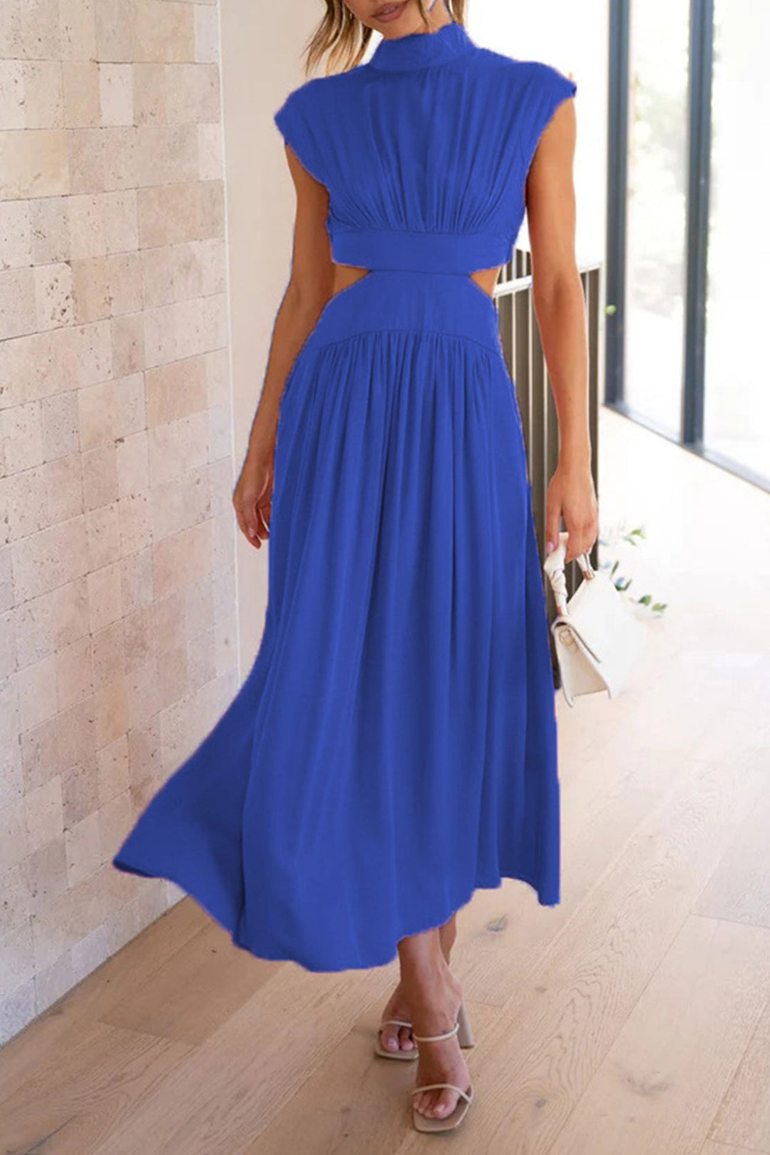 EB | Mock Neck Cutout Midi Kleid