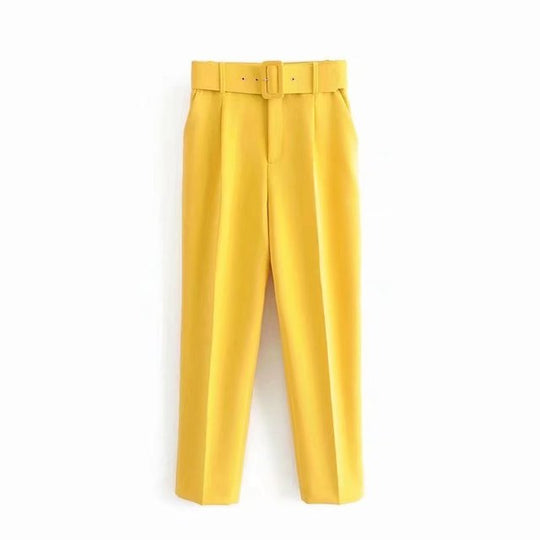 EB | Lässige Hochbundhose mit Gürtel und Taschen, perfekt für lässige Tage