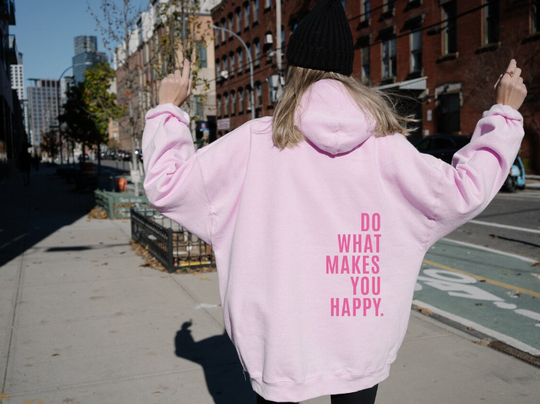 EB | Hoodie mit Happy-Statement