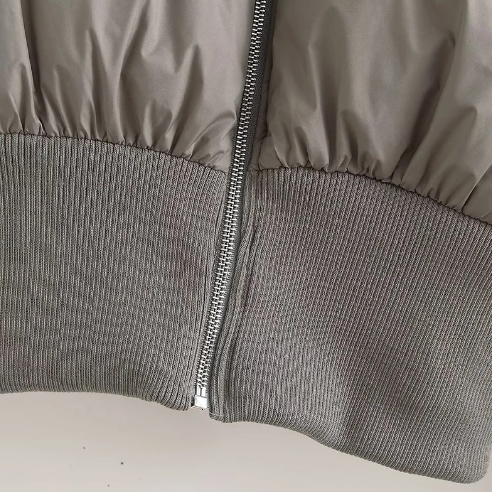 EB | Damen Kurze Pufferjacke mit Hohem Kragen und Elastischem Taillengürtel