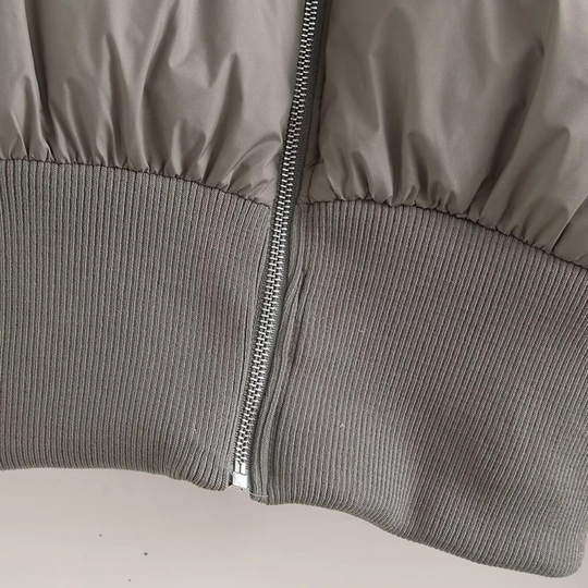 EB | Damen Kurze Pufferjacke mit Hohem Kragen und Elastischem Taillengürtel