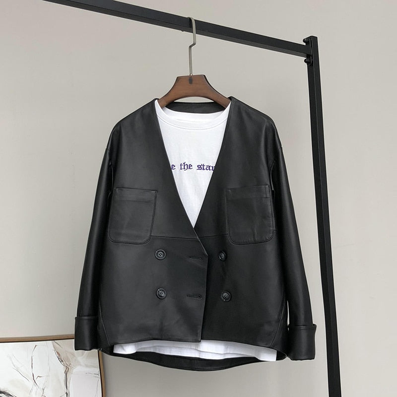 EB | Needed Me Kunstlederjacke