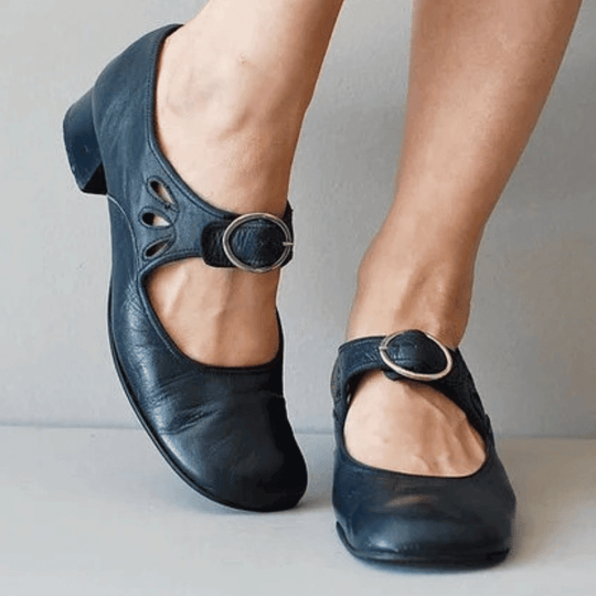 Einzigartige und Bequeme Leder Damen Sandalen – Marisa EB