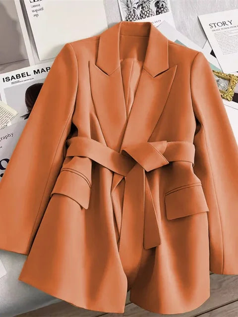 EB | Eleganter Blazer für Frauen