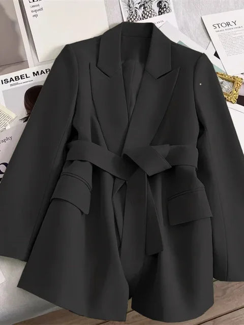EB | Eleganter Blazer für Frauen