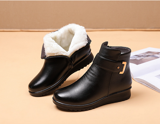 EB | Rutschfeste Winterstiefel für Damen – Gemütlicher & Sicherer Komfort